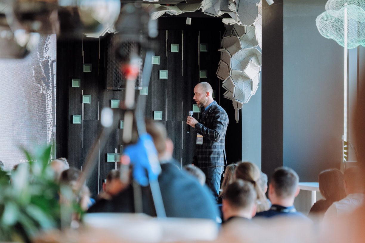 Jako ekosystém poháněný daty. Konference Hungry Buildings ukázala cesty k modernímu řízení budov